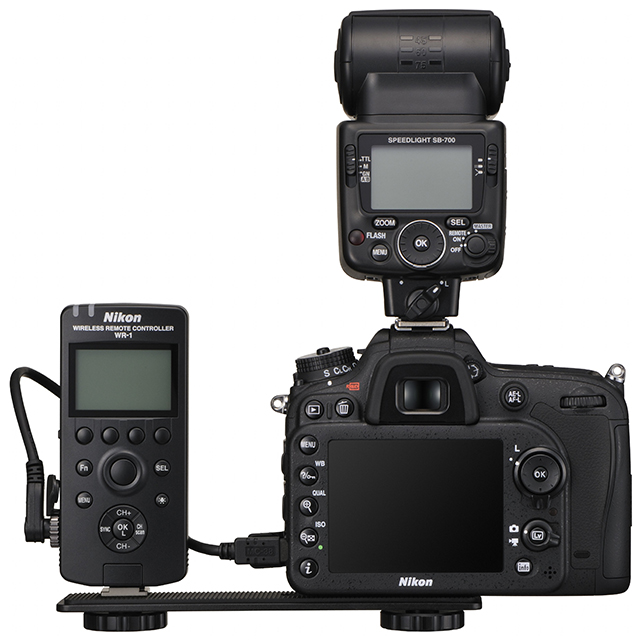 D7100