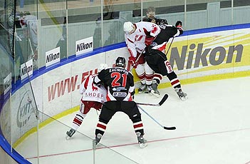 Nikon Hockey